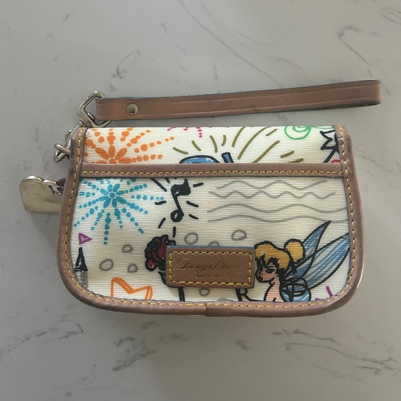 Dooney & Bourke Disney Parks Wristlet–White Sketch Pattern with Tinker Bell- EUC - Picture 8 of 13